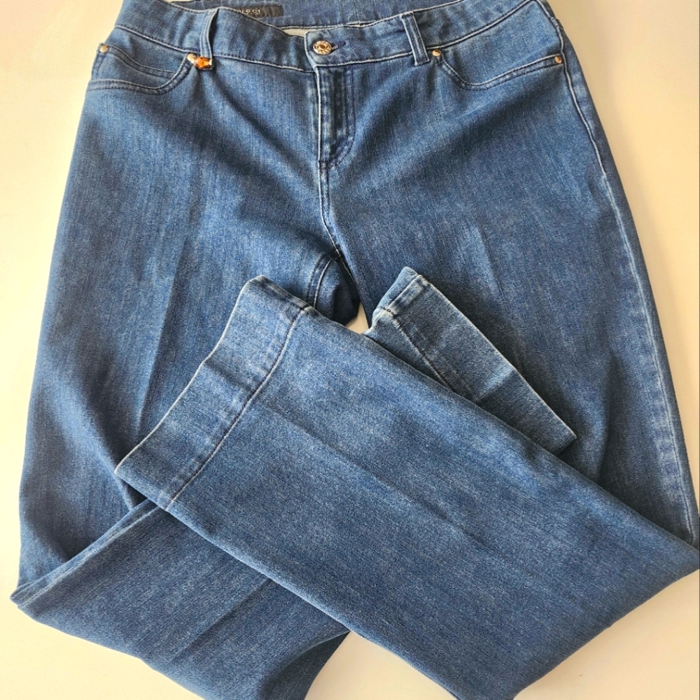 Gucci Women's Authentic Blue Jeans👖